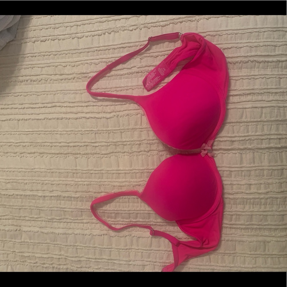 Victoria Secret pink bra